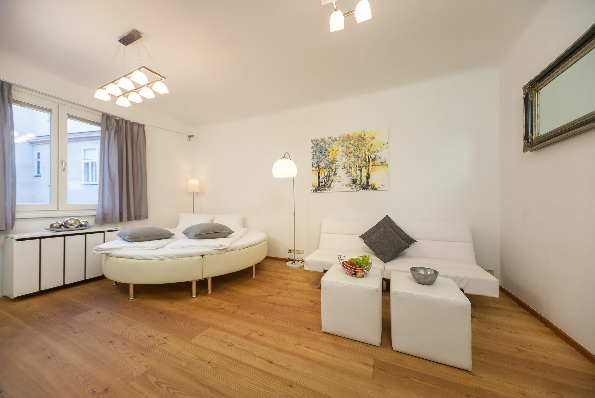 Puzzlehotel - Apartments Zentrum II Вена Экстерьер фото